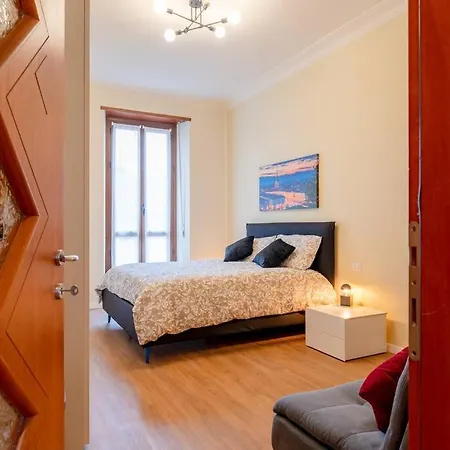 Cozy Close To Metro Апартаменты