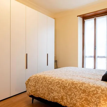 Cozy Close To Metro Apartamento